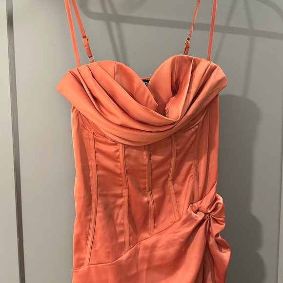 PLT PrettyLittleThing peach corset maxi dress US 6 - Picture 3 of 7